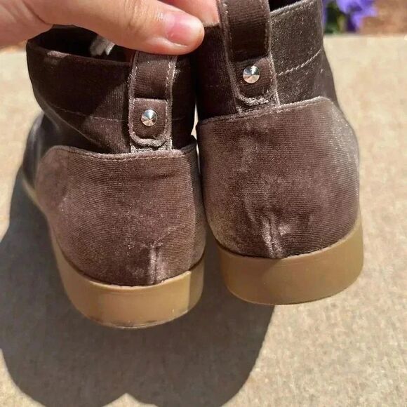 Indigo Rd. Alabama Ankle Boots - Picture 11 of 12